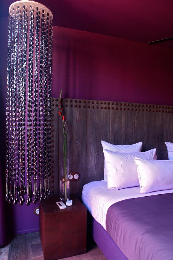 Deluxe Room,1666715555:JPEG